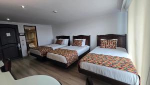 Hotel Embassy Park