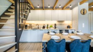 JANTAR RESORT Apartamenty PIAMOLA ze strefą sportową i grillem