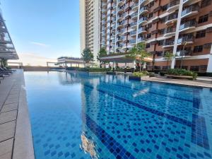 2BR WIDE -93sqm -12pax -PET -FreeParking -PICC,MOA,WTC,CCP