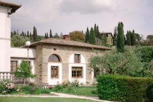 Elegant In-Villa House with Pool and Garden