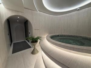 UrbanStay Adagio Signature Suites, La Carolina