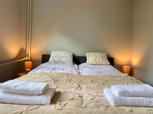 A super comfortable place in a quiet and green setting