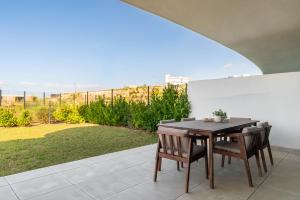 The Garden Escape 2bedroom garden unit, Higueron West, Fuengirola