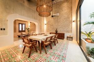 Design Retreat with Pool in Centro Merida Santiago