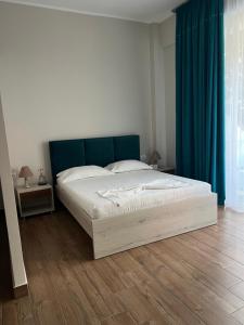 Deni Apartments