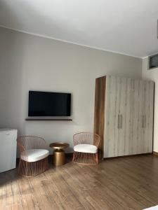 Deni Apartments