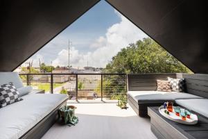 Lower Garden District Luxury Combo Pool & HotTub