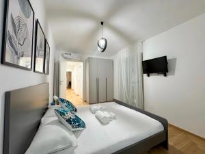 Luxury Porta Nuova Two-Bedroom Apartment in Central Turin