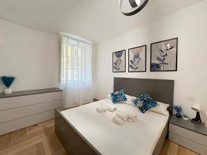 Luxury Porta Nuova Two-Bedroom Apartment in Central Turin