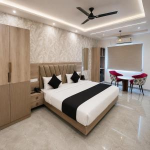 Aaditri Inn
