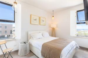 Chic 2BR House - Pedregal - Private Rooftop - Pool