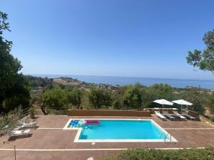 Villa Carruba nex