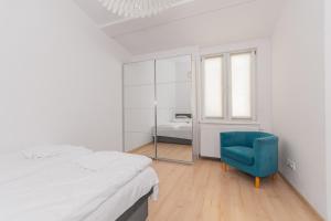 Sobieskiego 3 by Grand Apartments