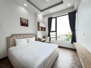Luxury Apartment With A Large Swimming Pool