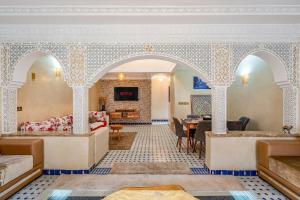 Authentic Moroccan 3BR Duplex Pool Near Medina