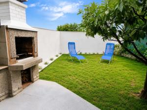 Studio Silvia - Free parking, WiFi & private yard with BBQ