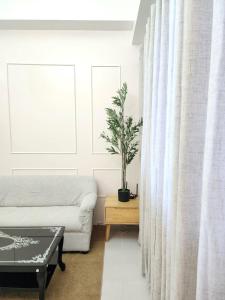 447 Shore Residences tower B - MOA