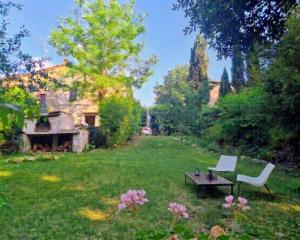 Shelther in the heart of Tuscany