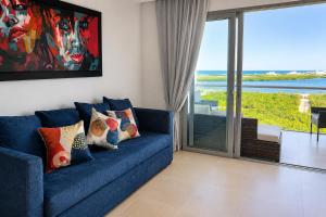 Private Terrace with Spectacular Ocean Lagoon Views
