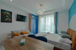 Emax Holiday Homes- Axxis Nova