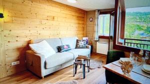Valloricine Entire Property - Spacious and Bright