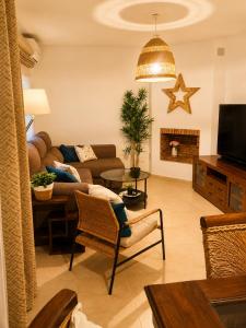 Casa familiar con patio privado y piscina comunitaria cerca de la playa