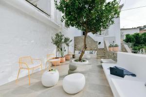 Calais Boutique Apartments