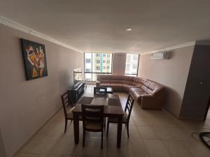 Comfortable apartment in Playa Murciélago-Manta