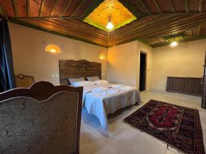 Falcon Cave Suites