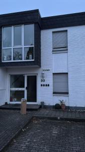 Haus Check-In Verl - Libellenstraße