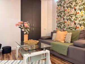 Prime Kazimierz Retreat 3BR - Walk to Old Town