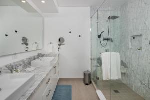 Luxury 3-Bedroom Oceanfront Condo at Encántame Towers