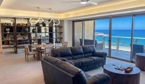 The Grand Horizon Élite - 4BR4BA Beachfront Condo
