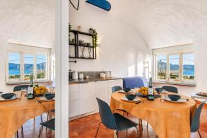Villa Macari Fantastic Sea View - Happy Rentals