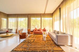 Luxury 6-Bedroom Villa with Private Pool in Marrakech