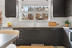 Charmant condo dans maison avec jardin