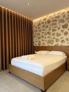 ALAR Rooms