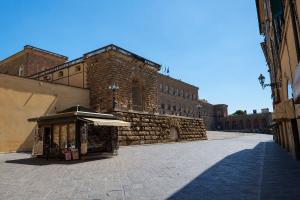 Guicciardini 28