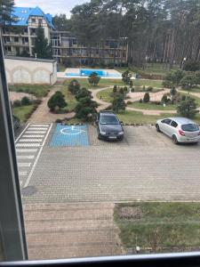 Apartamenty nad morzem z basenem parkingiem przy lesie sosnowy BLUE MARE
