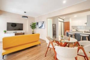Stylish Flat 609 in the Hearth of Miraflores
