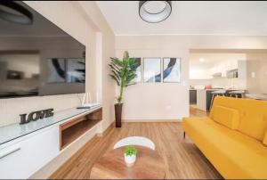 Stylish Flat 609 in the Hearth of Miraflores