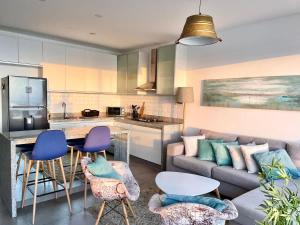 Beach view apartment Punta Hermosa 4BR