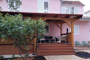Seaside holiday house Mirca, Brac - 25279