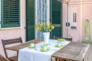 Italian Experience-Sweet Loreto
