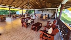 Alquilo villa cerca del río los patos en Barahona