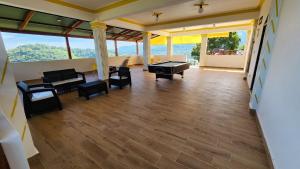 Alquilo villa cerca del río los patos en Barahona