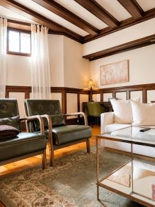 Authentic Spacious 1BDR In Downtown Montreal
