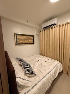 Gild 1br w Balcony near MOA Shore 2 w Netflix