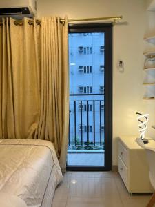 Gild 1br w Balcony near MOA Shore 2 w Netflix