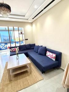 Luxury Beach Apartment Pool & Ocean View